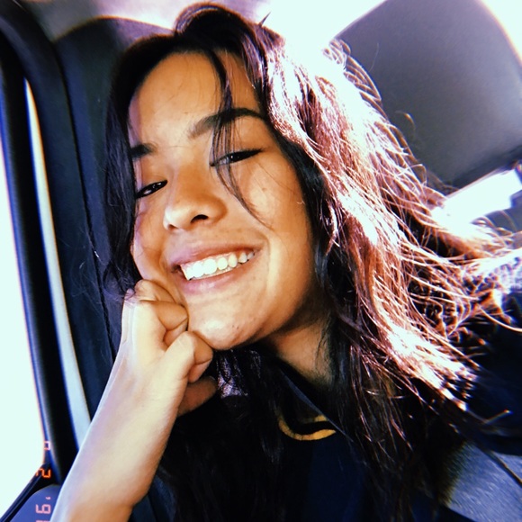 Meet your Posher, Siyena - Picture 1 of 1